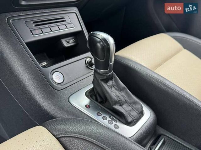 Чорний Фольксваген Тігуан, об'ємом двигуна 1.98 л та пробігом 125 тис. км за 13500 $, фото 29 на Automoto.ua