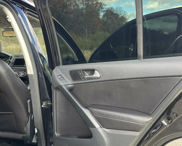 Черный Фольксваген Тигуан, объемом двигателя 1.98 л и пробегом 221 тыс. км за 11990 $, фото 19 на Automoto.ua