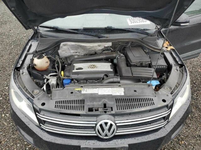 Черный Фольксваген Тигуан, объемом двигателя 2 л и пробегом 97 тыс. км за 2300 $, фото 11 на Automoto.ua