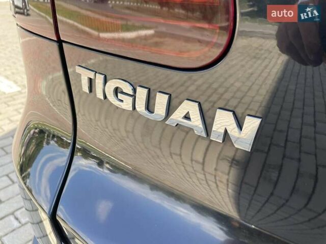 Черный Фольксваген Тигуан, объемом двигателя 1.98 л и пробегом 218 тыс. км за 12800 $, фото 13 на Automoto.ua