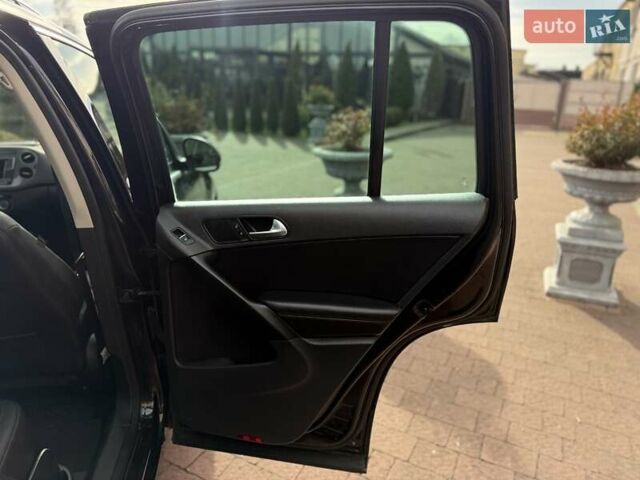 Черный Фольксваген Тигуан, объемом двигателя 1.98 л и пробегом 122 тыс. км за 14900 $, фото 71 на Automoto.ua