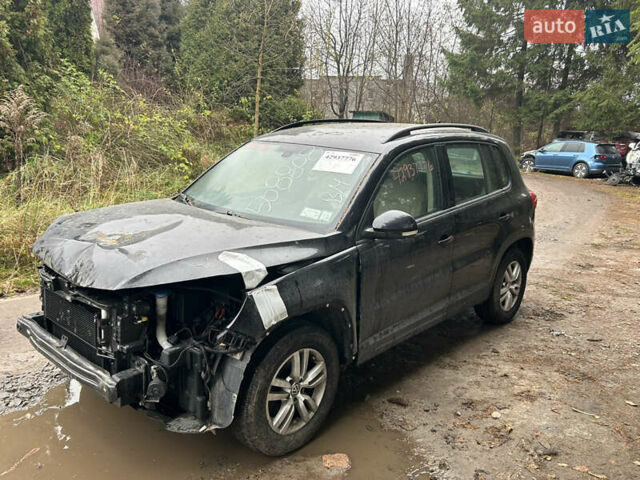 Черный Фольксваген Тигуан, объемом двигателя 1.98 л и пробегом 198 тыс. км за 8800 $, фото 3 на Automoto.ua