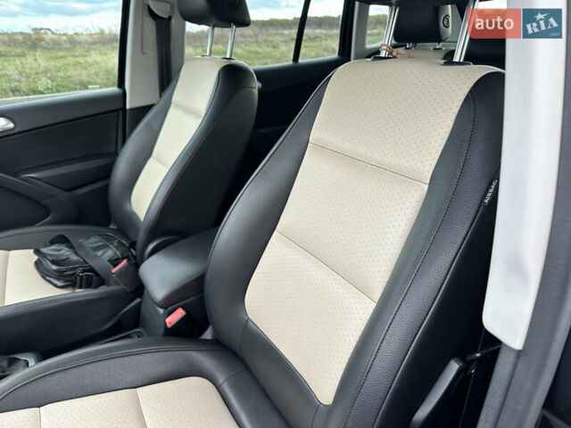 Черный Фольксваген Тигуан, объемом двигателя 2 л и пробегом 175 тыс. км за 12333 $, фото 40 на Automoto.ua