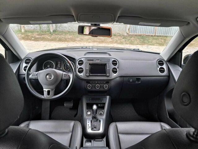 Черный Фольксваген Тигуан, объемом двигателя 2 л и пробегом 143 тыс. км за 12999 $, фото 14 на Automoto.ua