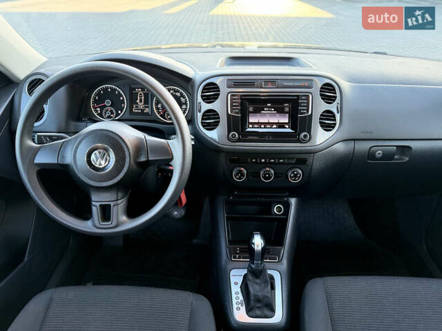 Черный Фольксваген Тигуан, объемом двигателя 1.98 л и пробегом 120 тыс. км за 11999 $, фото 30 на Automoto.ua