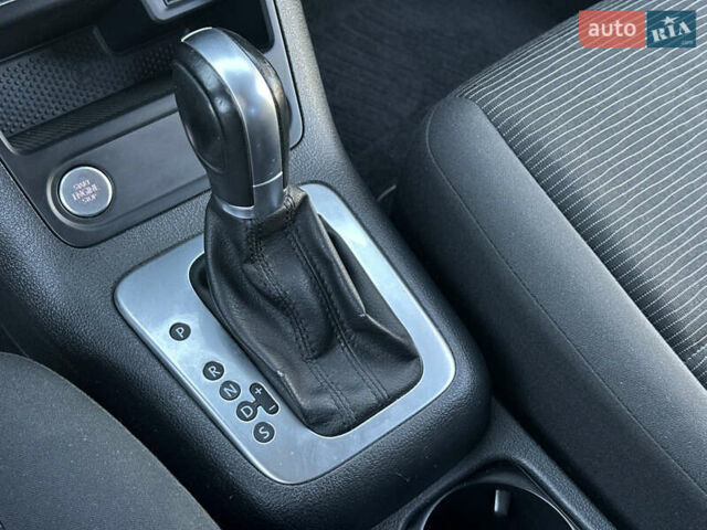 Черный Фольксваген Тигуан, объемом двигателя 2 л и пробегом 100 тыс. км за 14200 $, фото 66 на Automoto.ua