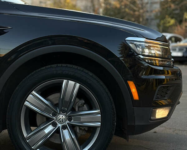 Черный Фольксваген Тигуан, объемом двигателя 1.98 л и пробегом 145 тыс. км за 19200 $, фото 34 на Automoto.ua