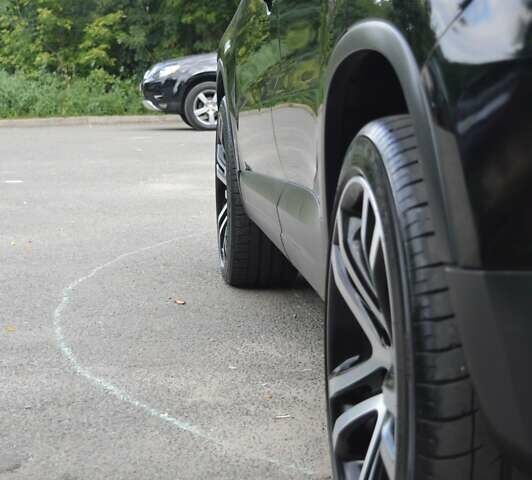 Черный Фольксваген Тигуан, объемом двигателя 1.98 л и пробегом 166 тыс. км за 15000 $, фото 7 на Automoto.ua