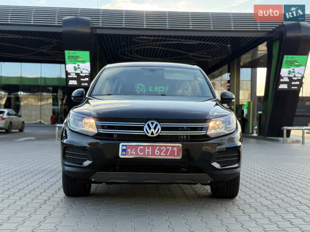 Черный Фольксваген Тигуан, объемом двигателя 1.98 л и пробегом 120 тыс. км за 11999 $, фото 2 на Automoto.ua