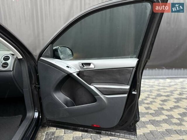 Черный Фольксваген Тигуан, объемом двигателя 1.98 л и пробегом 222 тыс. км за 11300 $, фото 30 на Automoto.ua