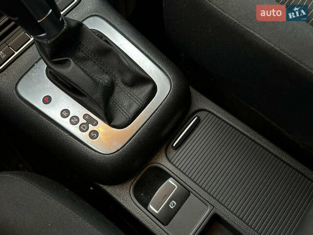 Черный Фольксваген Тигуан, объемом двигателя 1.97 л и пробегом 217 тыс. км за 13200 $, фото 19 на Automoto.ua