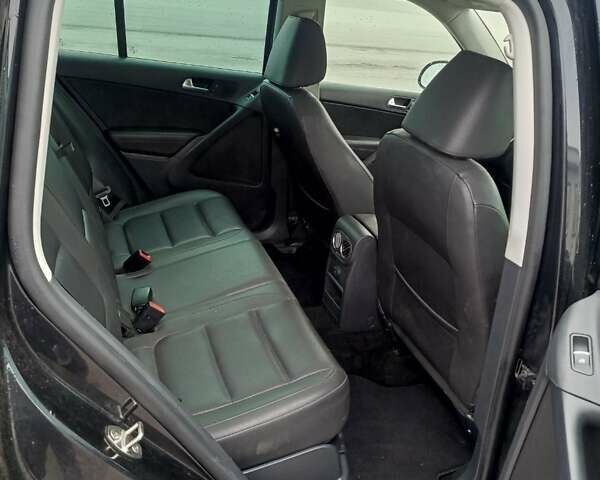 Черный Фольксваген Тигуан, объемом двигателя 1.98 л и пробегом 120 тыс. км за 14700 $, фото 5 на Automoto.ua