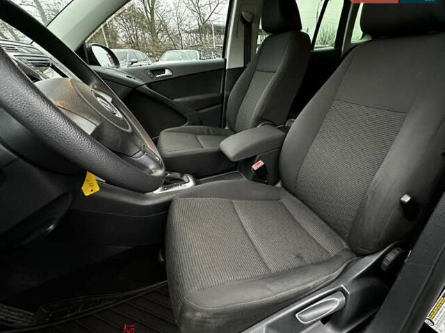 Черный Фольксваген Тигуан, объемом двигателя 1.97 л и пробегом 217 тыс. км за 13200 $, фото 13 на Automoto.ua