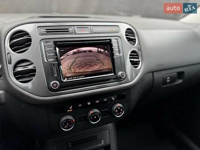 Черный Фольксваген Тигуан, объемом двигателя 1.98 л и пробегом 222 тыс. км за 11300 $, фото 41 на Automoto.ua