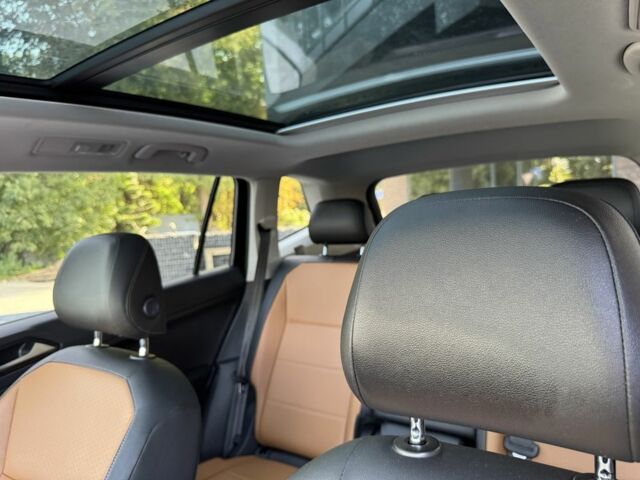 Черный Фольксваген Тигуан, объемом двигателя 2 л и пробегом 173 тыс. км за 16400 $, фото 21 на Automoto.ua