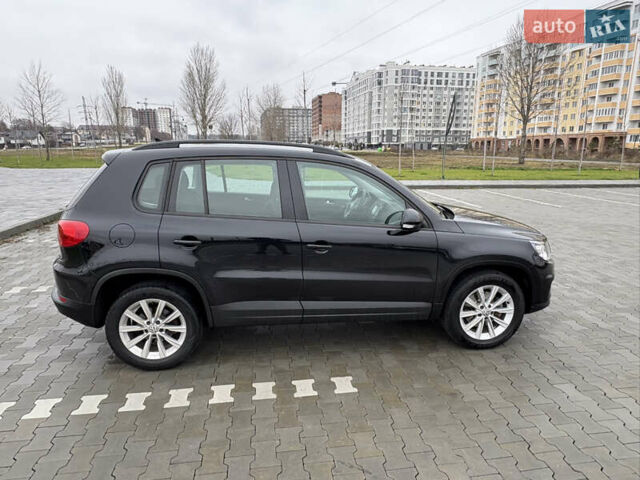Черный Фольксваген Тигуан, объемом двигателя 2 л и пробегом 95 тыс. км за 14499 $, фото 12 на Automoto.ua