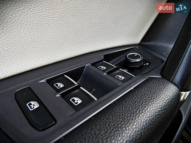 Черный Фольксваген Тигуан, объемом двигателя 1.98 л и пробегом 155 тыс. км за 18800 $, фото 7 на Automoto.ua