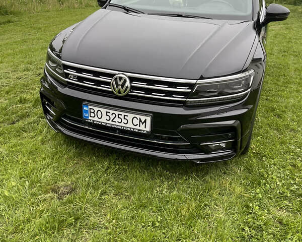 Черный Фольксваген Тигуан, объемом двигателя 1.98 л и пробегом 215 тыс. км за 26855 $, фото 23 на Automoto.ua