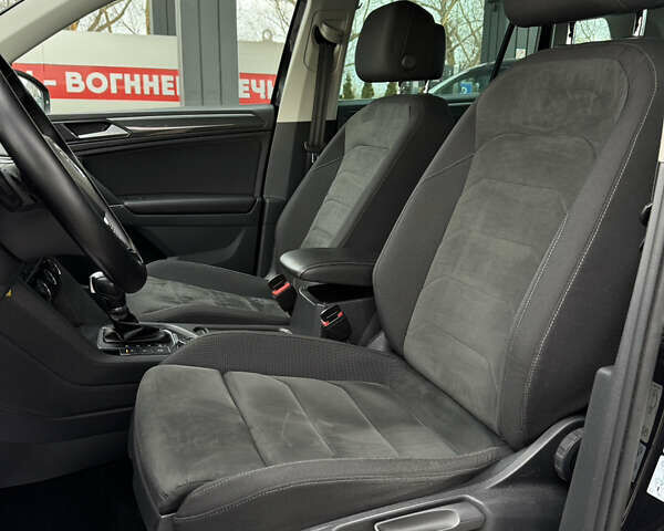 Чорний Фольксваген Тігуан, об'ємом двигуна 1.98 л та пробігом 151 тис. км за 24900 $, фото 15 на Automoto.ua