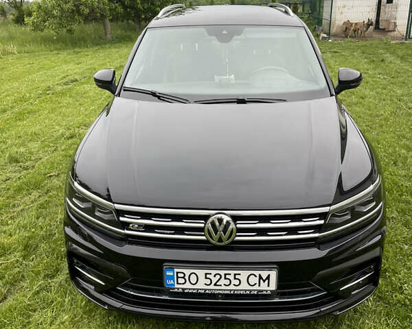 Черный Фольксваген Тигуан, объемом двигателя 1.98 л и пробегом 215 тыс. км за 26855 $, фото 20 на Automoto.ua