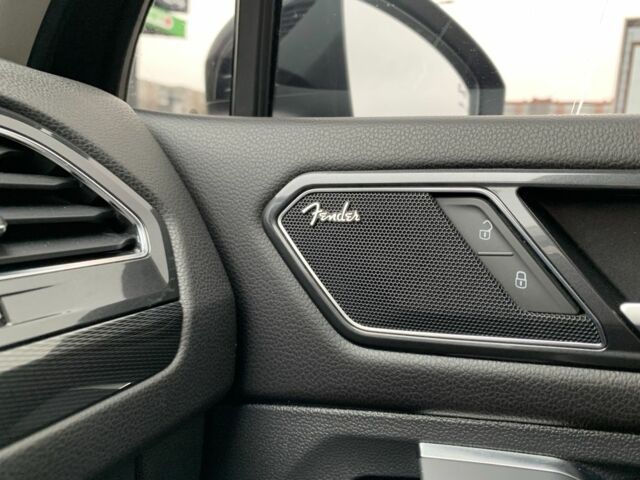 Черный Фольксваген Тигуан, объемом двигателя 2 л и пробегом 100 тыс. км за 19900 $, фото 7 на Automoto.ua