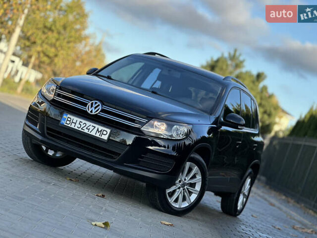 Черный Фольксваген Тигуан, объемом двигателя 2 л и пробегом 100 тыс. км за 14200 $, фото 6 на Automoto.ua