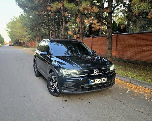 Черный Фольксваген Тигуан, объемом двигателя 1.98 л и пробегом 130 тыс. км за 24499 $, фото 4 на Automoto.ua