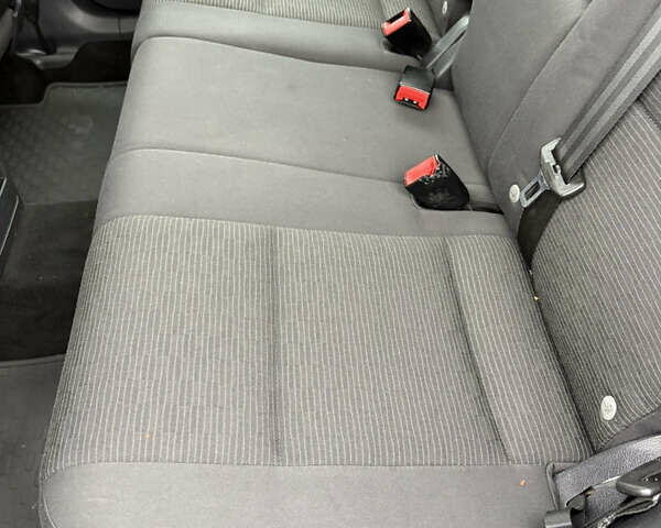 Черный Фольксваген Тигуан, объемом двигателя 2 л и пробегом 95 тыс. км за 14499 $, фото 31 на Automoto.ua