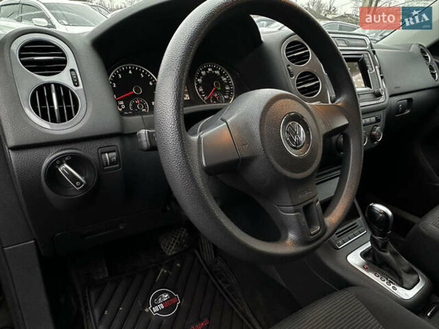 Черный Фольксваген Тигуан, объемом двигателя 1.97 л и пробегом 217 тыс. км за 13200 $, фото 20 на Automoto.ua