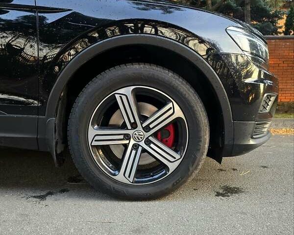 Черный Фольксваген Тигуан, объемом двигателя 1.98 л и пробегом 130 тыс. км за 24499 $, фото 8 на Automoto.ua