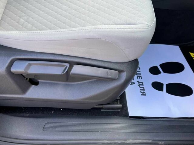 Чорний Фольксваген Тігуан, об'ємом двигуна 2 л та пробігом 42 тис. км за 17000 $, фото 23 на Automoto.ua