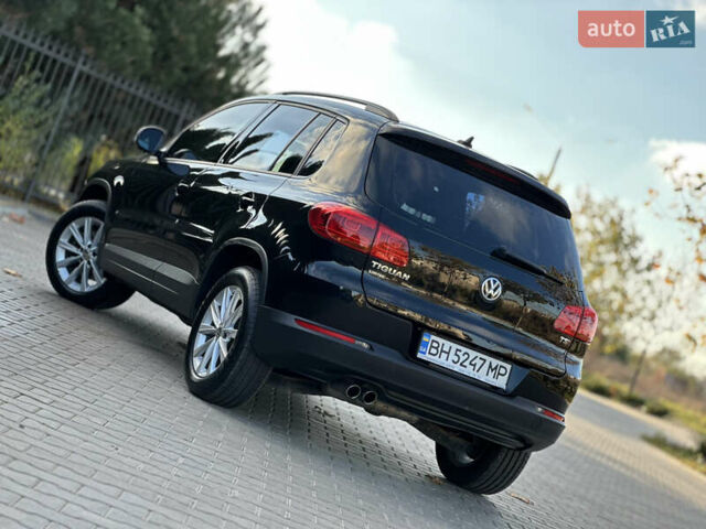 Черный Фольксваген Тигуан, объемом двигателя 2 л и пробегом 100 тыс. км за 14200 $, фото 3 на Automoto.ua