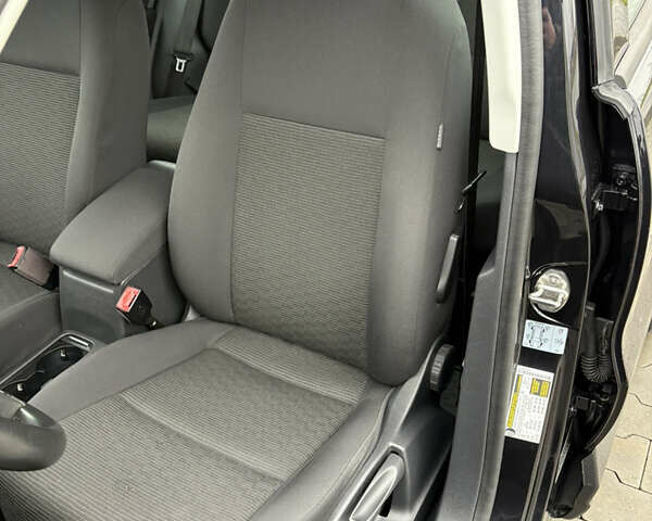 Черный Фольксваген Тигуан, объемом двигателя 2 л и пробегом 95 тыс. км за 14499 $, фото 34 на Automoto.ua