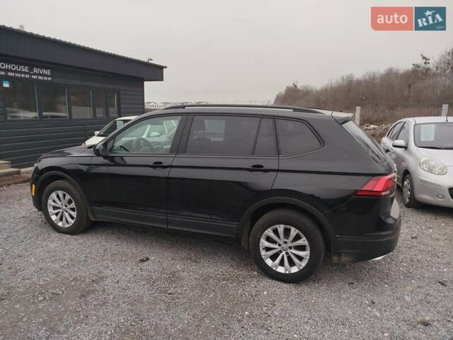Черный Фольксваген Тигуан, объемом двигателя 1.98 л и пробегом 293 тыс. км за 12999 $, фото 11 на Automoto.ua