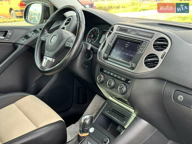 Черный Фольксваген Тигуан, объемом двигателя 2 л и пробегом 175 тыс. км за 12333 $, фото 65 на Automoto.ua