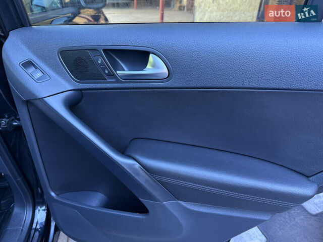 Черный Фольксваген Тигуан, объемом двигателя 1.98 л и пробегом 161 тыс. км за 14300 $, фото 25 на Automoto.ua