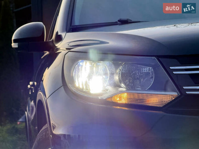 Черный Фольксваген Тигуан, объемом двигателя 2 л и пробегом 185 тыс. км за 13999 $, фото 10 на Automoto.ua