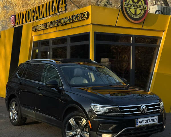 Черный Фольксваген Тигуан, объемом двигателя 1.98 л и пробегом 145 тыс. км за 19200 $, фото 2 на Automoto.ua