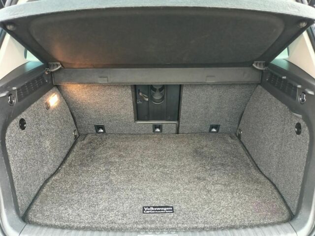 Черный Фольксваген Тигуан, объемом двигателя 2 л и пробегом 82 тыс. км за 9000 $, фото 22 на Automoto.ua