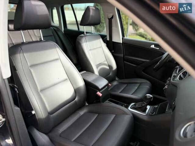 Черный Фольксваген Тигуан, объемом двигателя 1.98 л и пробегом 122 тыс. км за 14900 $, фото 66 на Automoto.ua