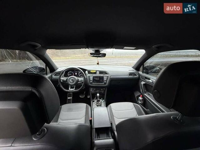 Чорний Фольксваген Тігуан, об'ємом двигуна 1.98 л та пробігом 150 тис. км за 30000 $, фото 12 на Automoto.ua