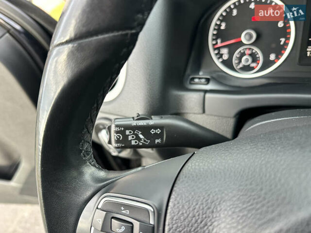 Черный Фольксваген Тигуан, объемом двигателя 2 л и пробегом 175 тыс. км за 12333 $, фото 44 на Automoto.ua