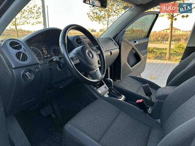 Черный Фольксваген Тигуан, объемом двигателя 2 л и пробегом 100 тыс. км за 14200 $, фото 52 на Automoto.ua