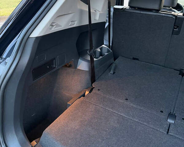 Черный Фольксваген Тигуан, объемом двигателя 1.98 л и пробегом 132 тыс. км за 18500 $, фото 14 на Automoto.ua