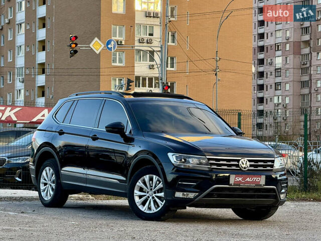 Черный Фольксваген Тигуан, объемом двигателя 1.98 л и пробегом 81 тыс. км за 21500 $, фото 60 на Automoto.ua