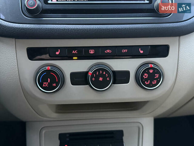 Черный Фольксваген Тигуан, объемом двигателя 2 л и пробегом 185 тыс. км за 13999 $, фото 47 на Automoto.ua