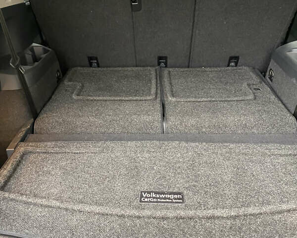 Черный Фольксваген Тигуан, объемом двигателя 1.98 л и пробегом 199 тыс. км за 15850 $, фото 19 на Automoto.ua