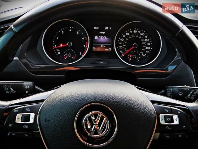 Черный Фольксваген Тигуан, объемом двигателя 1.98 л и пробегом 155 тыс. км за 18800 $, фото 10 на Automoto.ua