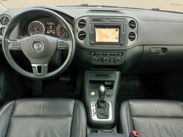 Черный Фольксваген Тигуан, объемом двигателя 2 л и пробегом 82 тыс. км за 9000 $, фото 10 на Automoto.ua