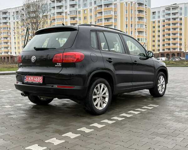 Черный Фольксваген Тигуан, объемом двигателя 2 л и пробегом 95 тыс. км за 14499 $, фото 5 на Automoto.ua